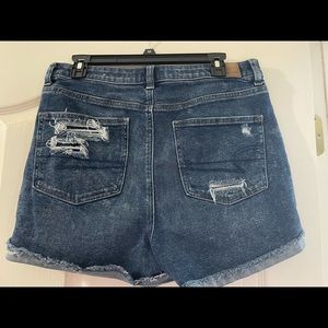American Eagle mom shorts